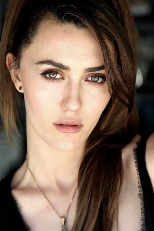 Madeline Zima profile photo