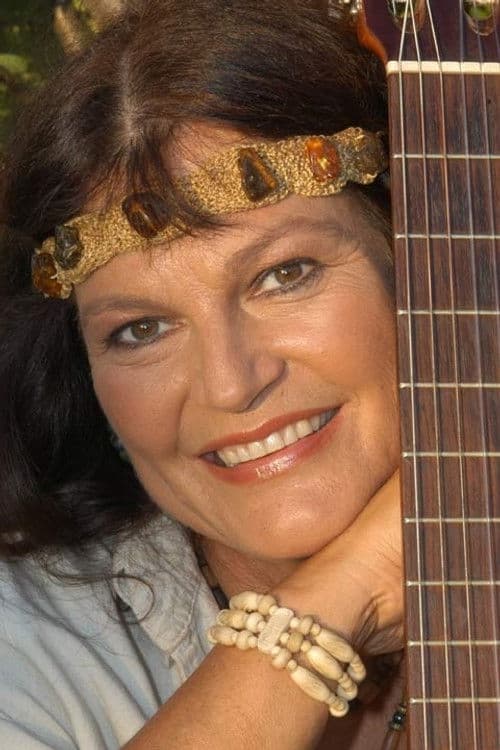 Kamilla Dévay profile photo