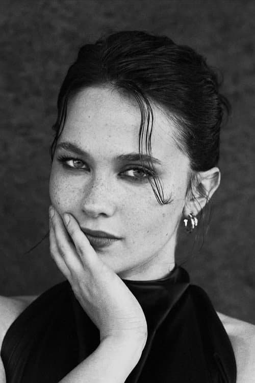 Cailee Spaeny profile photo