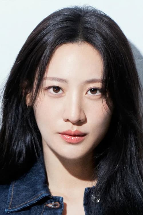 Claudia Kim profile photo