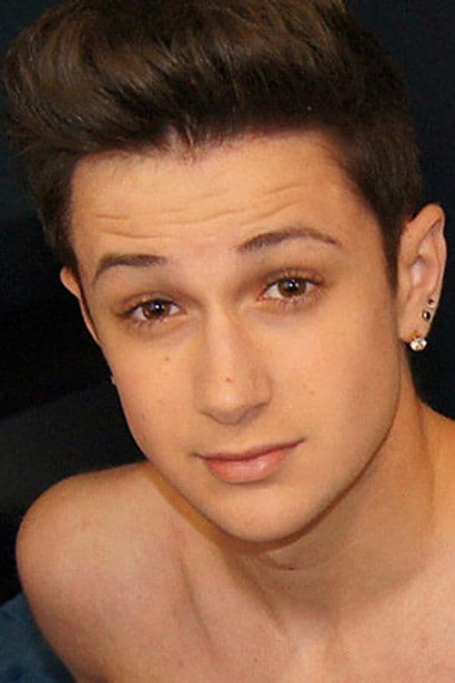 Riley Summers profile photo