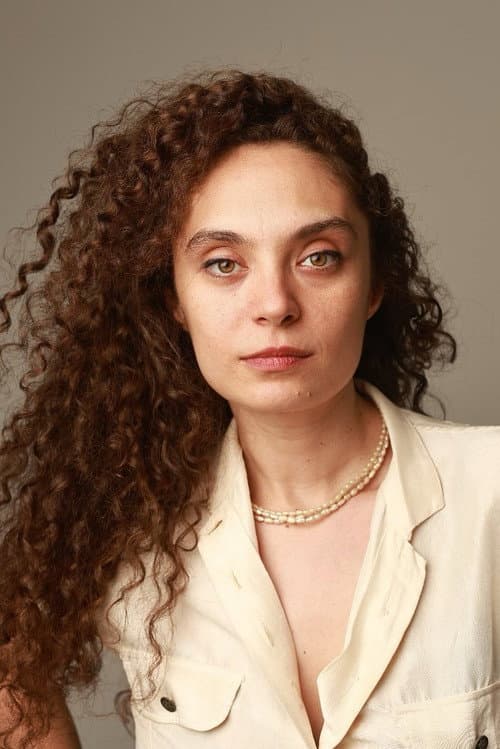 Öykü Sakarya profile photo