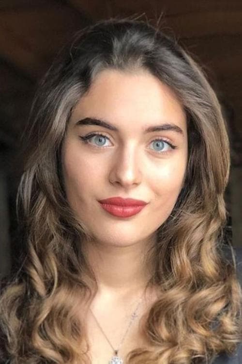 Çağla Şimşek profile photo