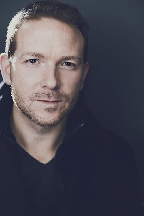 Ari Fliakos profile photo