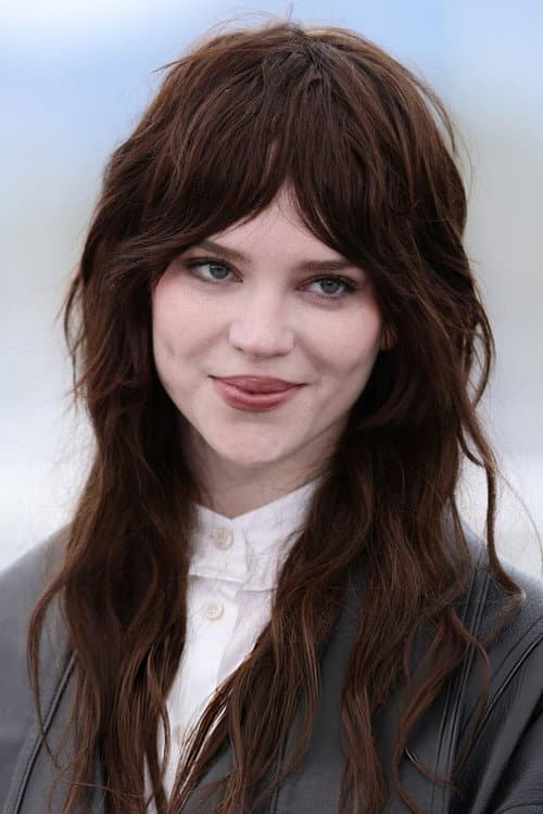 Sophie Thatcher profile photo