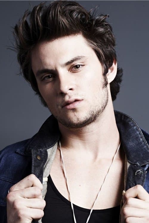 Shiloh Fernandez profile photo