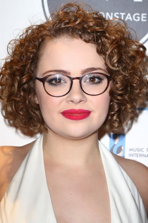 Carrie Hope Fletcher profile photo