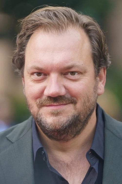 Charly Hübner profile photo