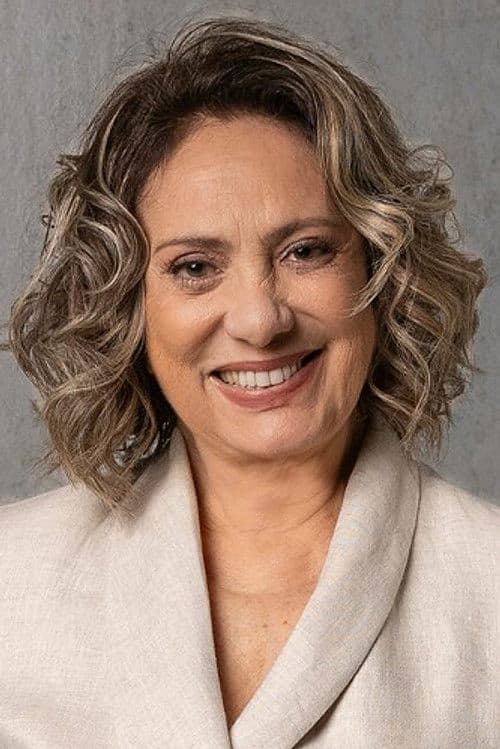 Eliane Giardini profile photo