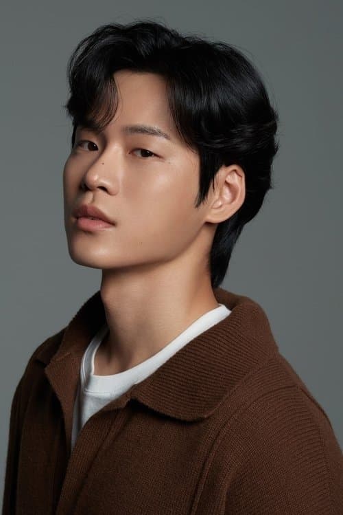 Yun Ji-on profile photo