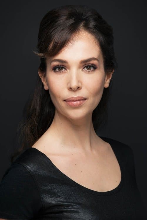Esra Ronabar profile photo