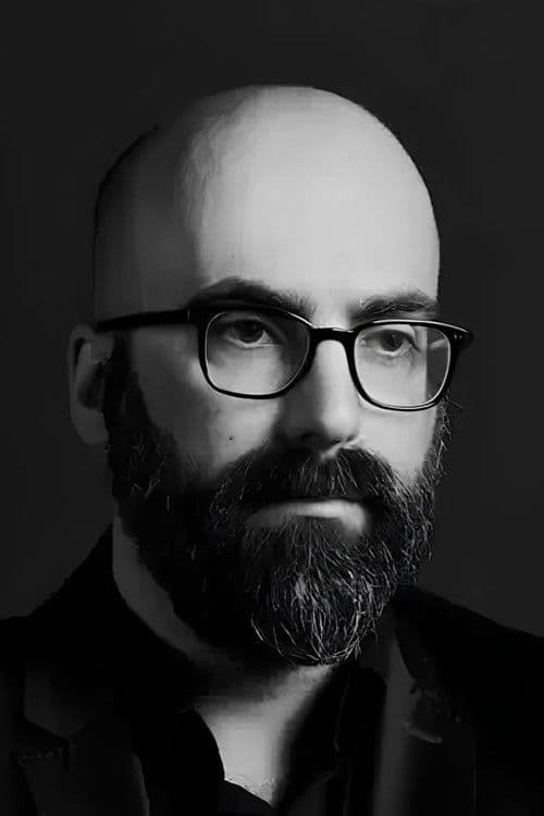 Valter Hugo Mãe profile photo