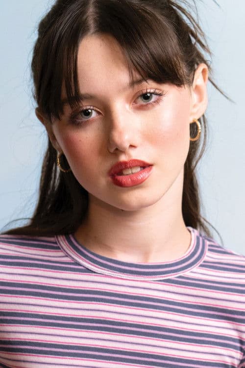 Violet McGraw profile photo