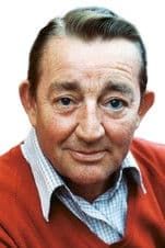 Buster Larsen profile photo