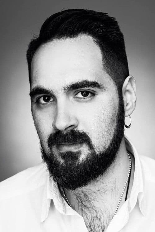 Novruz Hikmet profile photo