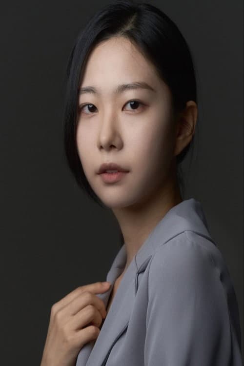 Kim Yoon-jin profile photo