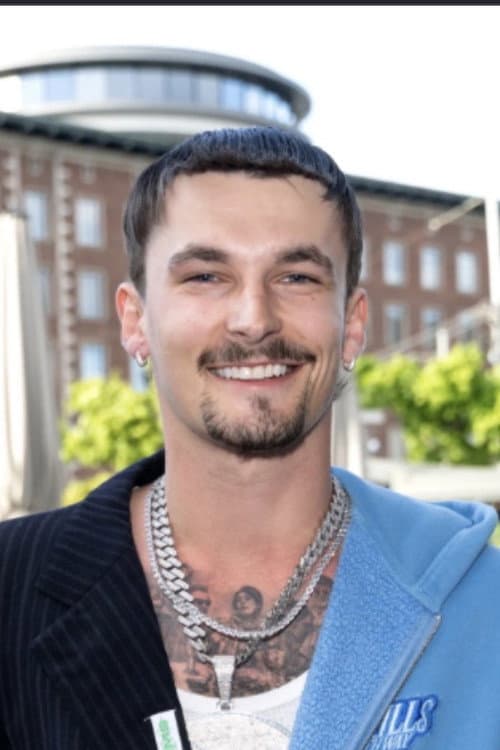 Adrian Sellevoll profile photo