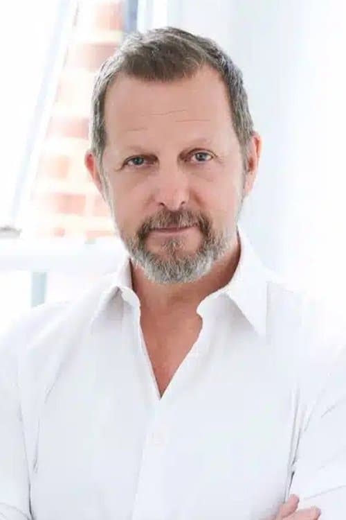 Rob Ashford profile photo