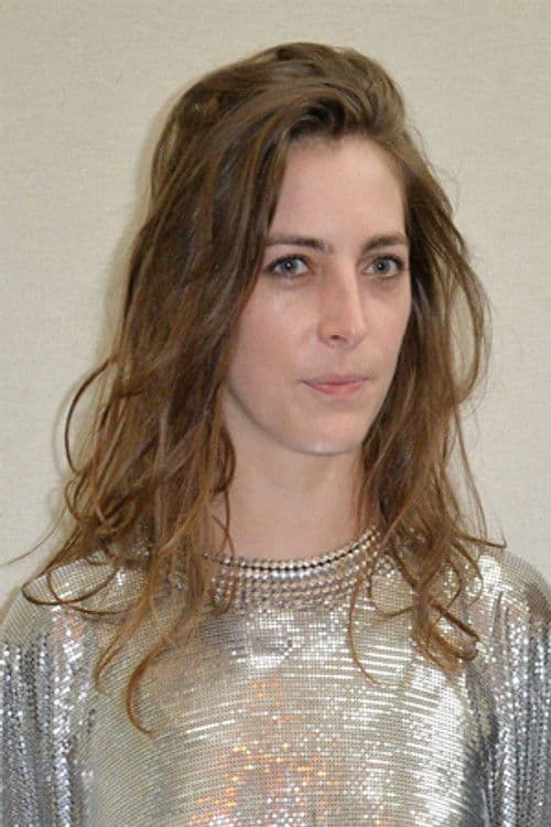 Flora Fischbach profile photo