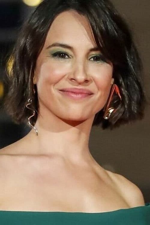 Xenia Tostado profile photo