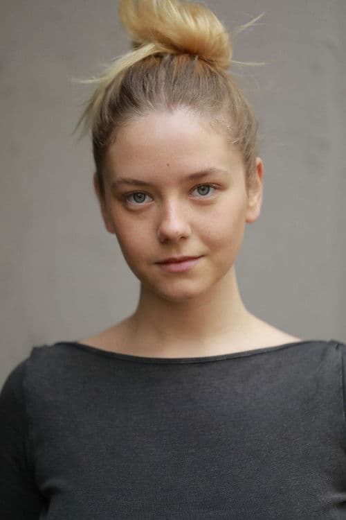 Charlotte Lacoste profile photo