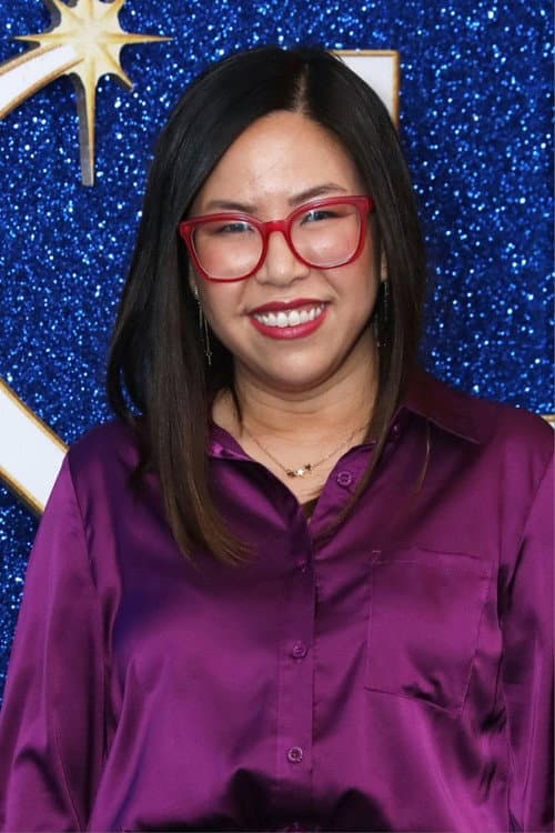 Fawn Veerasunthorn profile photo
