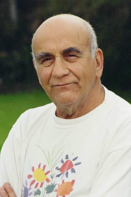 Warren Mitchell profile photo