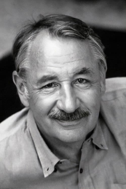 Philippe Noiret profile photo