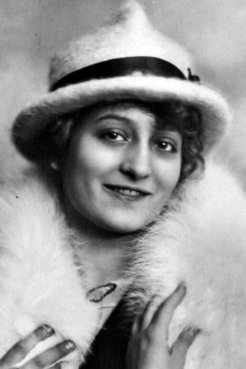 Eva May profile photo