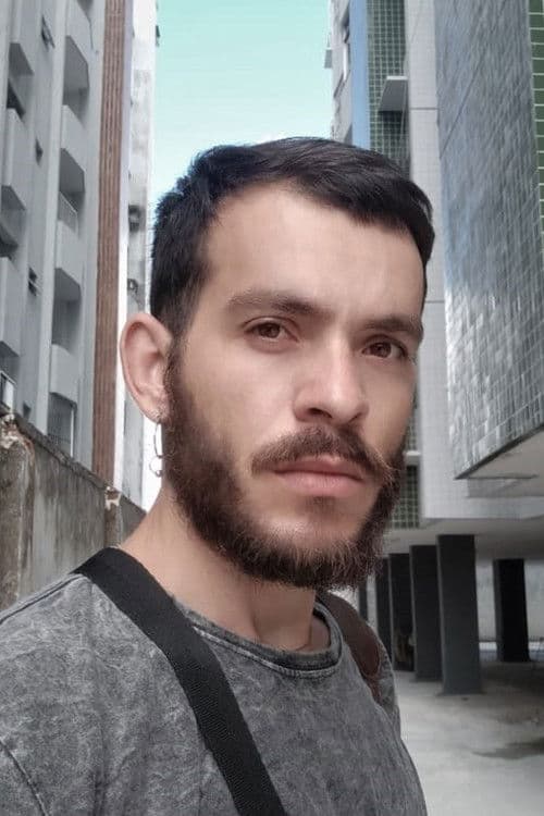 Tchayarles Oliveira profile photo