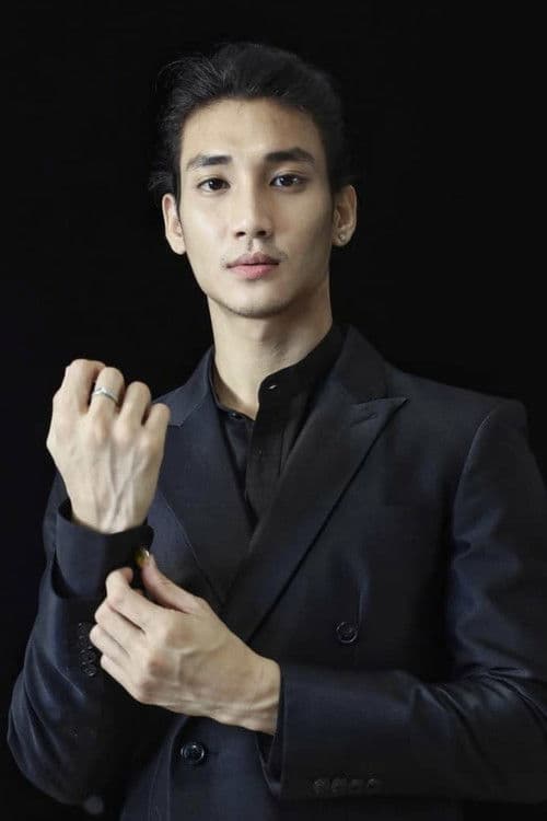 Paing Takhon profile photo