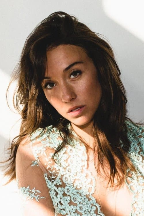 Stella Maeve profile photo