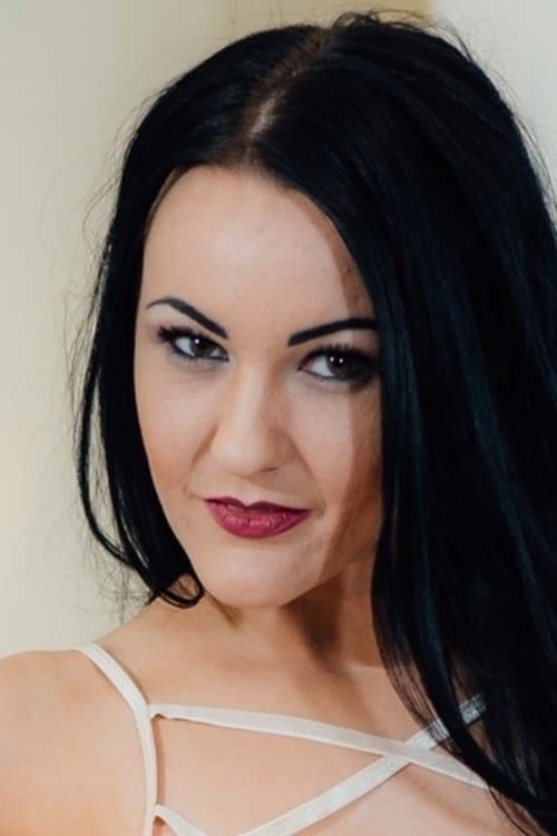 Carmel Cox profile photo