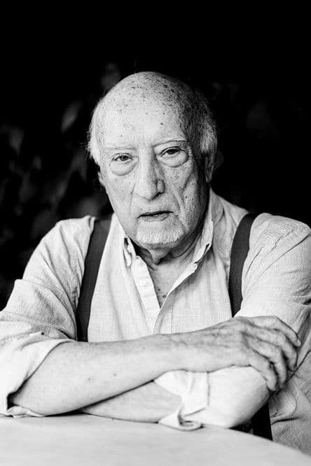 Manuel Vicent profile photo