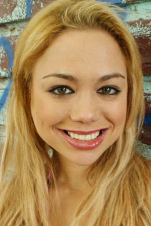 Scarlett Jolie profile photo