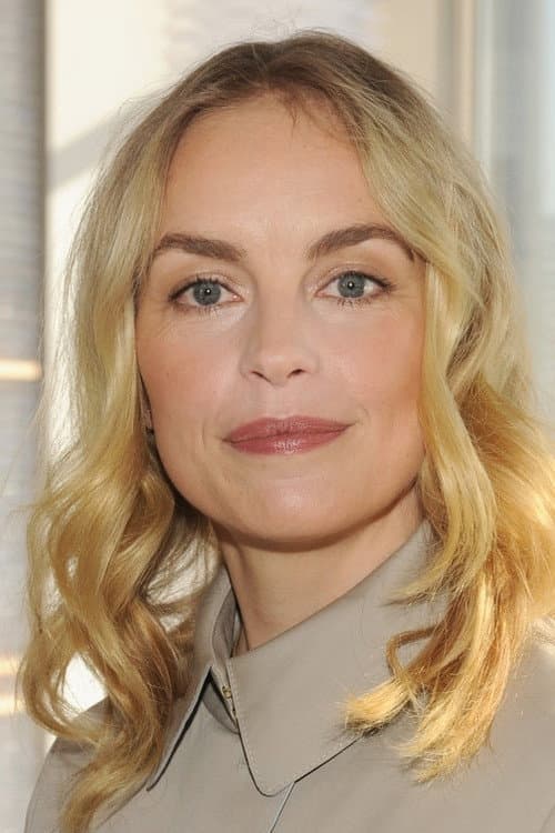 Nina Hoss profile photo