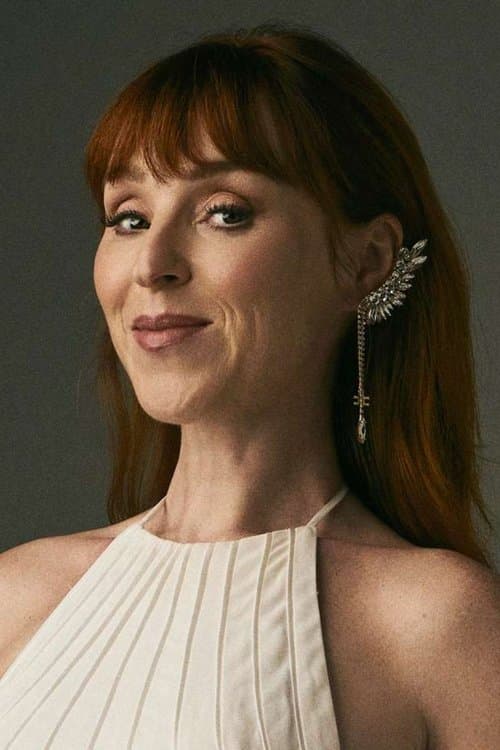 Ruth Connell profile photo