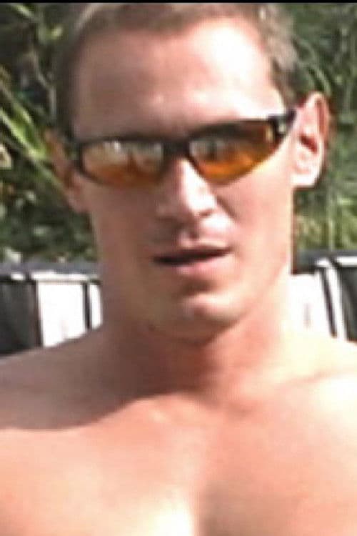 Simon August profile photo