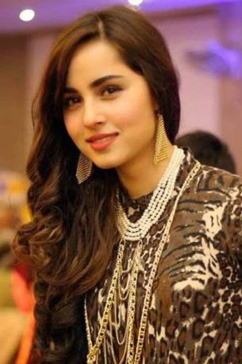 Nimra Khan profile photo