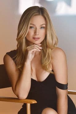 Courtney Paige profile photo