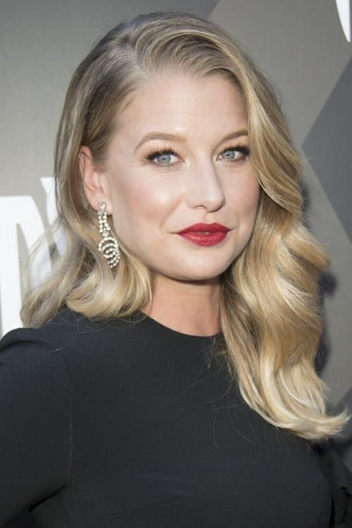 Ellen Woglom profile photo