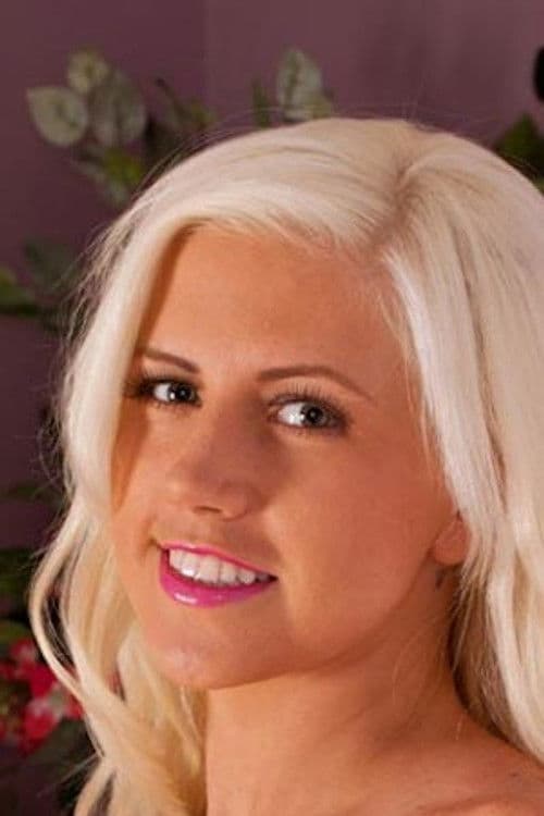 Chloe Dee profile photo