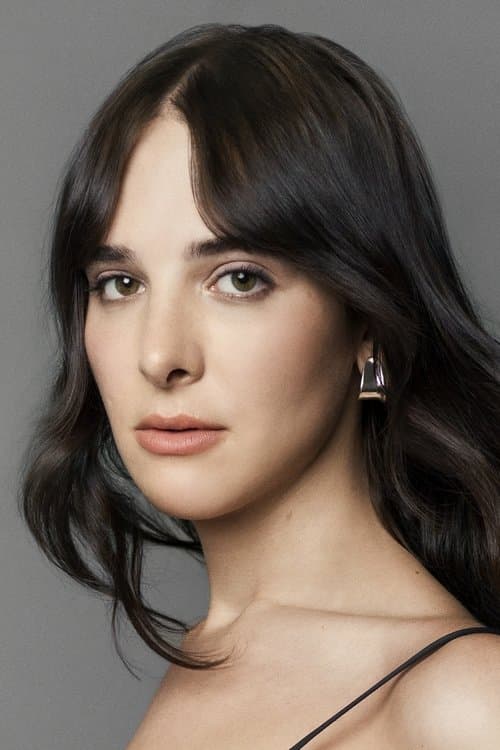Hari Nef profile photo