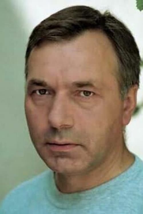 Leon Charewicz profile photo