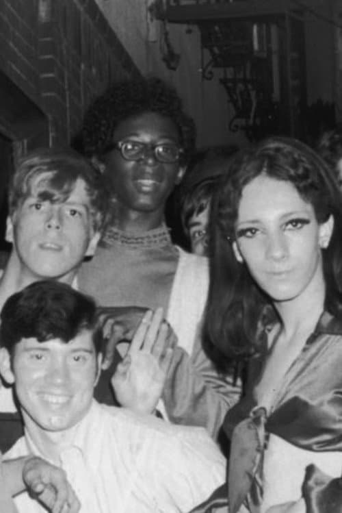 Comment on commémore chaque année (sans le savoir) les émeutes de Stonewall du 28 juin 1969 poster