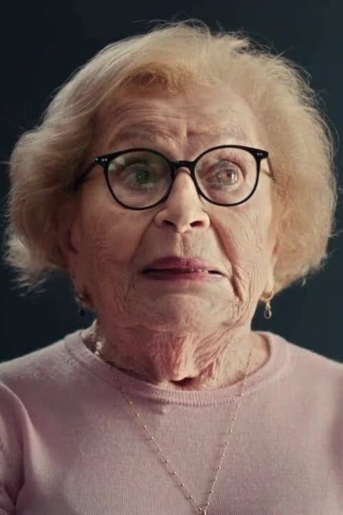 Julia Wallach profile photo