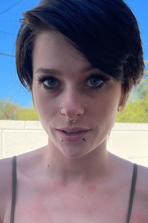 Kitty Lynn profile photo