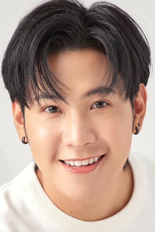 Prachaya Ruangroj profile photo