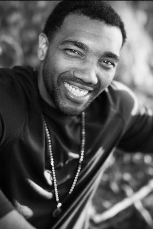 Justin William Davis profile photo