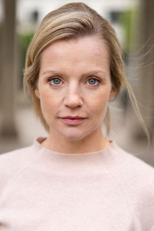 Kim-Sarah Brandts profile photo